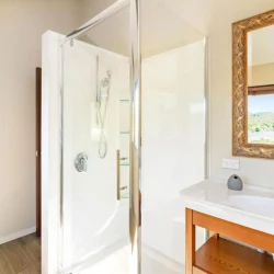 Bathroom holiday accommodation Rotorua