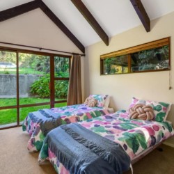 Lake Rotoiti accommodation bedroom